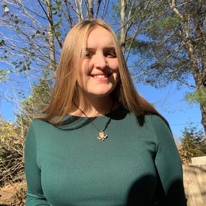 Meet your Posher, Kelly